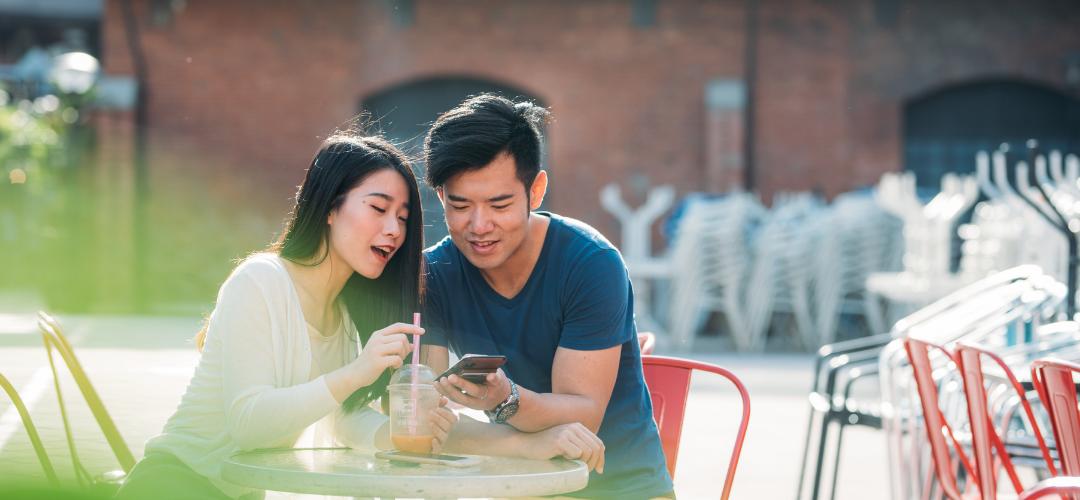 香港結婚預算, 2026結婚開支, 小資婚禮慳錢攻略, 婚禮預算表, 結婚開支一覽, 婚宴酒席價格, 婚戒預算, 貸款, 結婚慳錢, 結婚預算爆煲點算, 結婚貸款, RELOAN免TU貸款, 婚禮慳錢方法, 婚展優惠, 結婚懶人包, RELOAN, 理財投資, 結婚理財